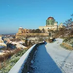 City-top Panorama House & Апартаменты Эстергом